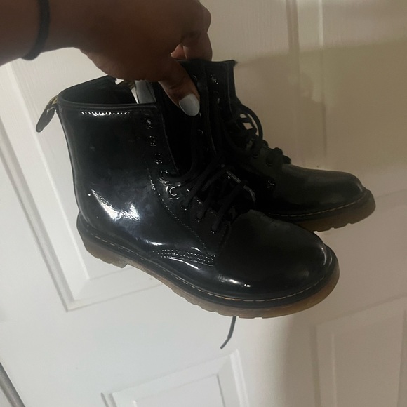 Dr. Martens Other - Kids Dr. Martens 1460‎ Black Patent Leather Unisex Lace Up Combat Boots